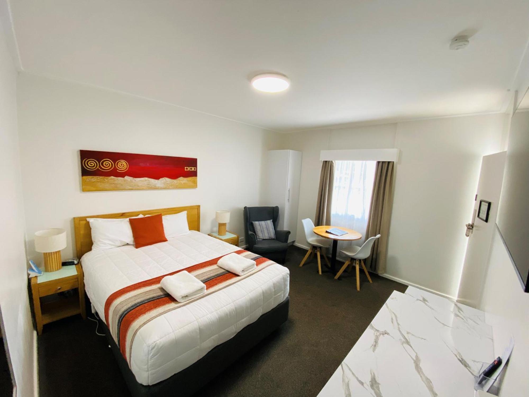 Colonial Lodge Motor Inn Yass Exterior foto