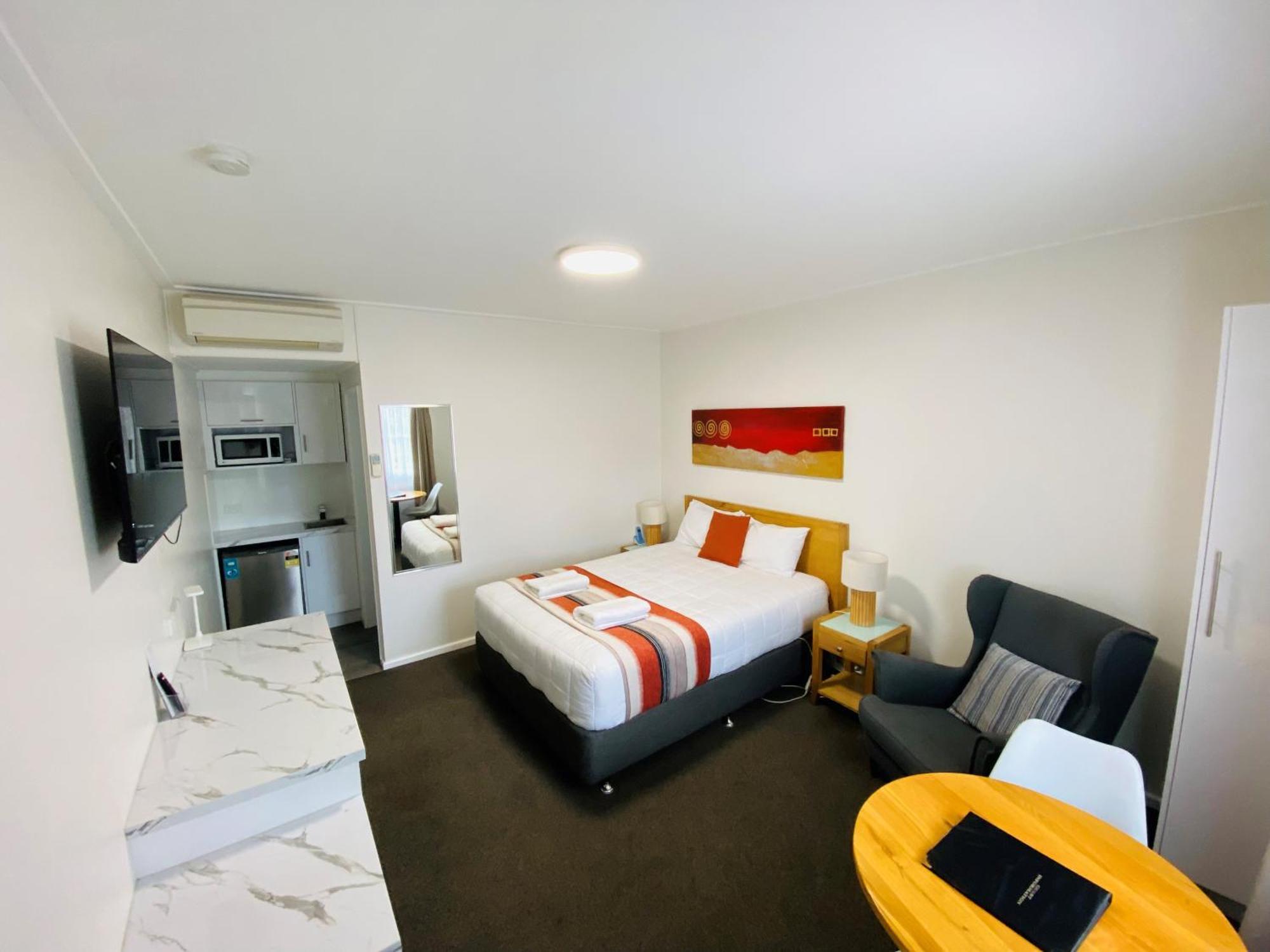Colonial Lodge Motor Inn Yass Exterior foto